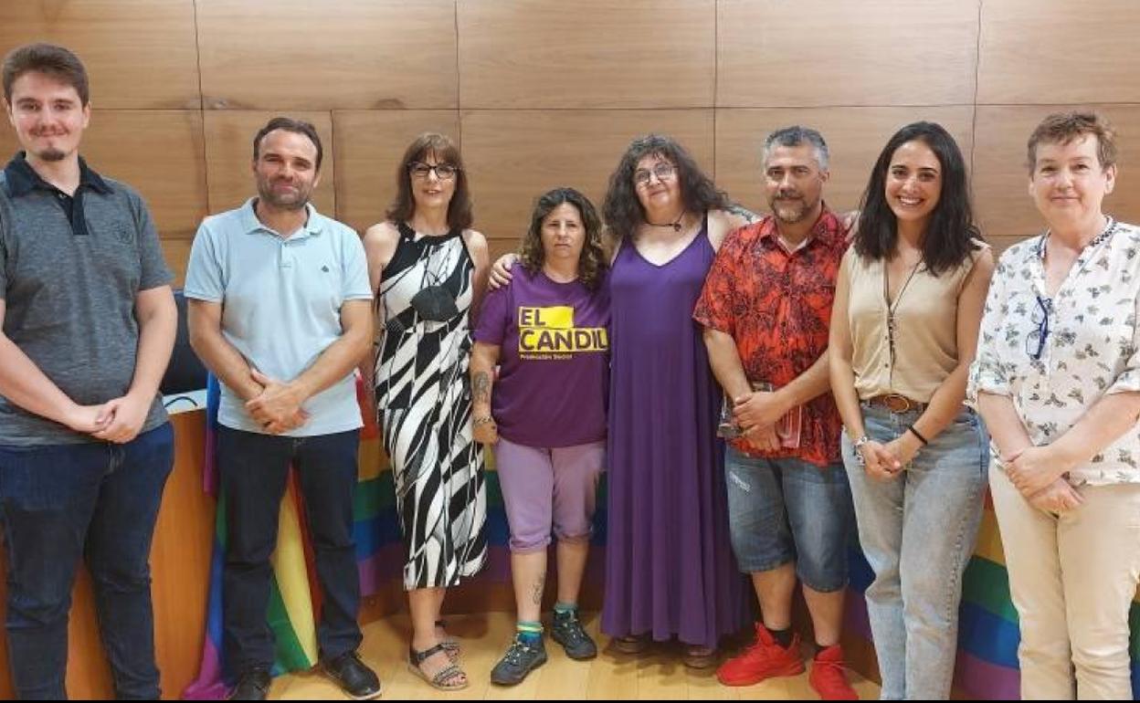 Los ganadores del III Certamen Literario LGTBI. 