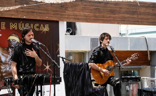 Maestro Espada durante su actuación el La Mar de Músicas. 