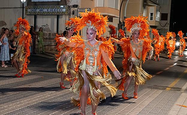 Galería. Una de las comparsas del Carnaval de Águilas.