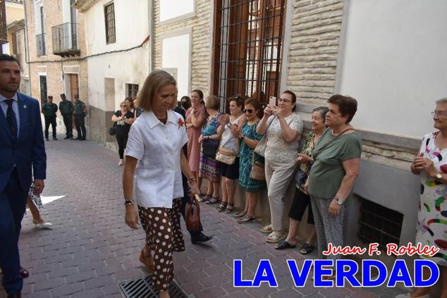 El programa de la visita de la Infanta Elena concluyó con un recorrido por la Casa-Museo de los Caballos del Vino; un momento que había despertado gran expectación entre los caballistas ya que doña Elena ostenta el título de Amazona Honoraria del Bando de los Caballos del Vino desde 1990, fecha en la que aceptó el nombramiento. 