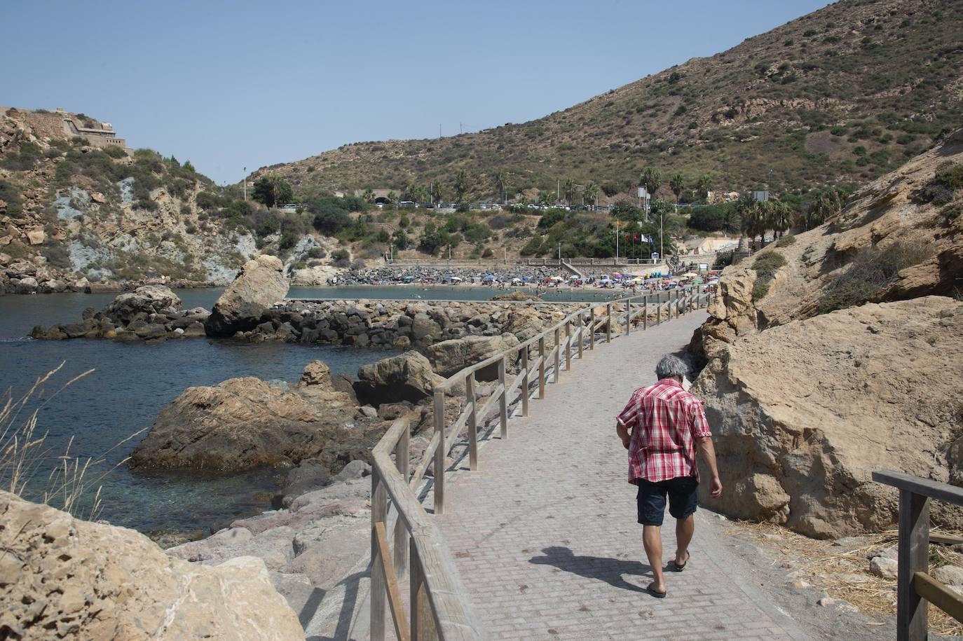 Fotos: Cala Cortina, buenos y muy concurridos chapuzones