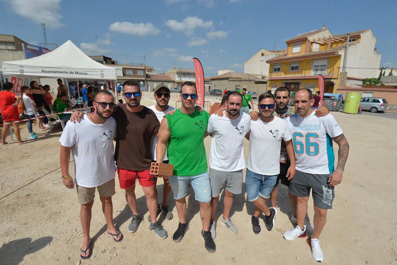 Fotos: La XII edición del concurso de lanzamiento de ladrillo, en imágenes