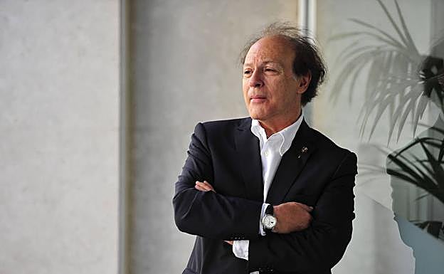 Muere Javier Marías, escritor esencial de la literatura española