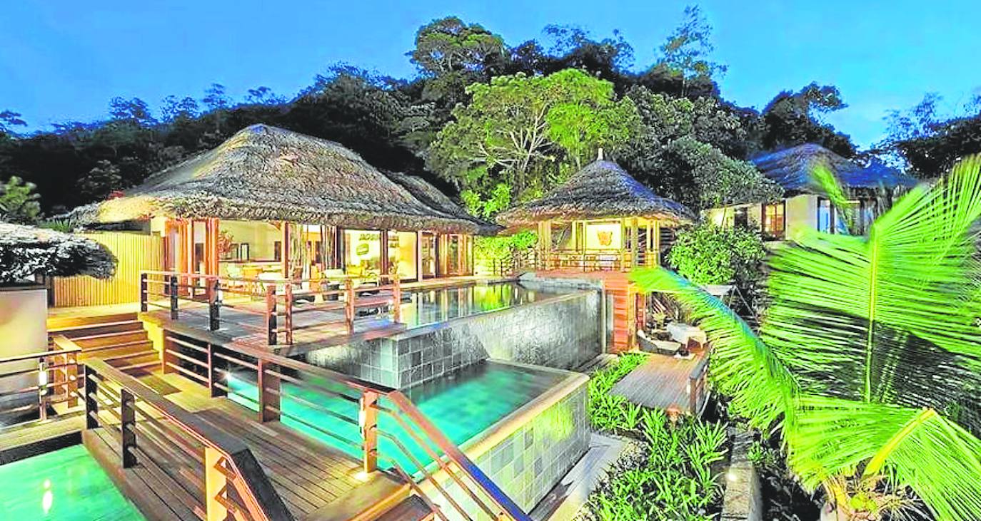 Hotel Constance Lemuria (excelente). África-Islas Scheyselles. Todo es excelente: la ubicación, el servicio, la gastronomía, la playa, la oferta de actividades. Y para los aficionados al golf, dispone al lado de un maravilloso campo de golf de 18 hoyos.