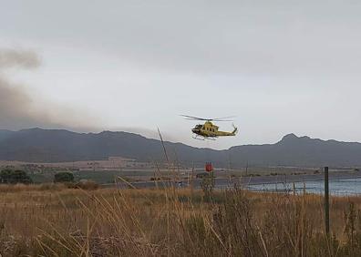 Imagen secundaria 1 - Incendio La Patoja de Jumilla: El incendio de Jumilla alcanza las 400 hectáreas calcinadas