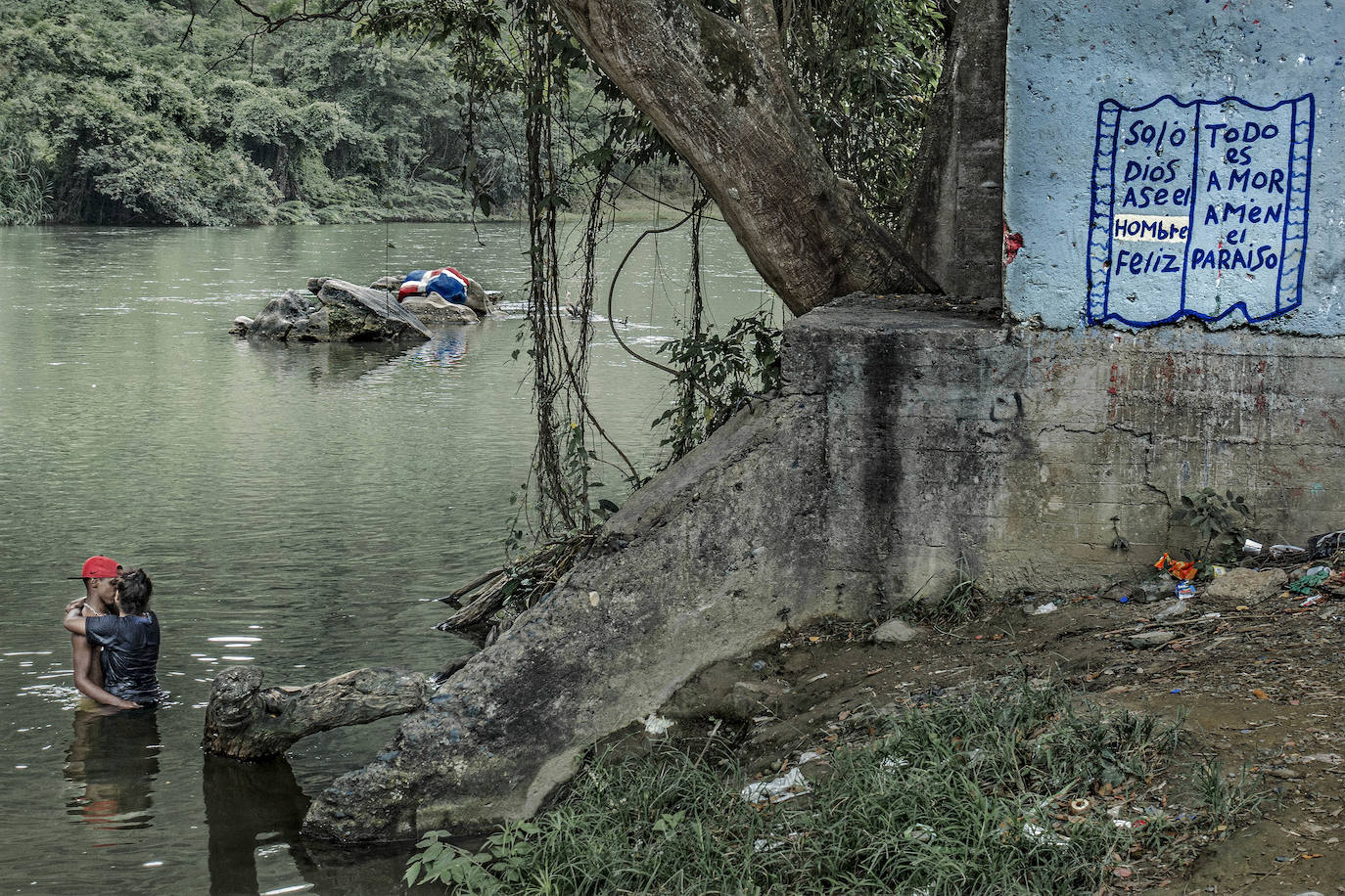 Fotos: Exposiciones &#039;Fluye&#039; y &#039;Son&#039;