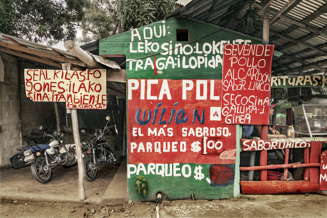 Fotos: Exposiciones &#039;Fluye&#039; y &#039;Son&#039;