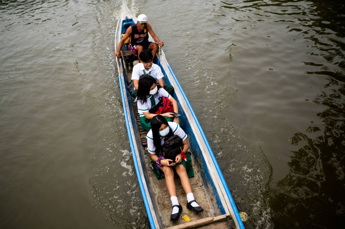 Fotos: Clases pasadas por agua