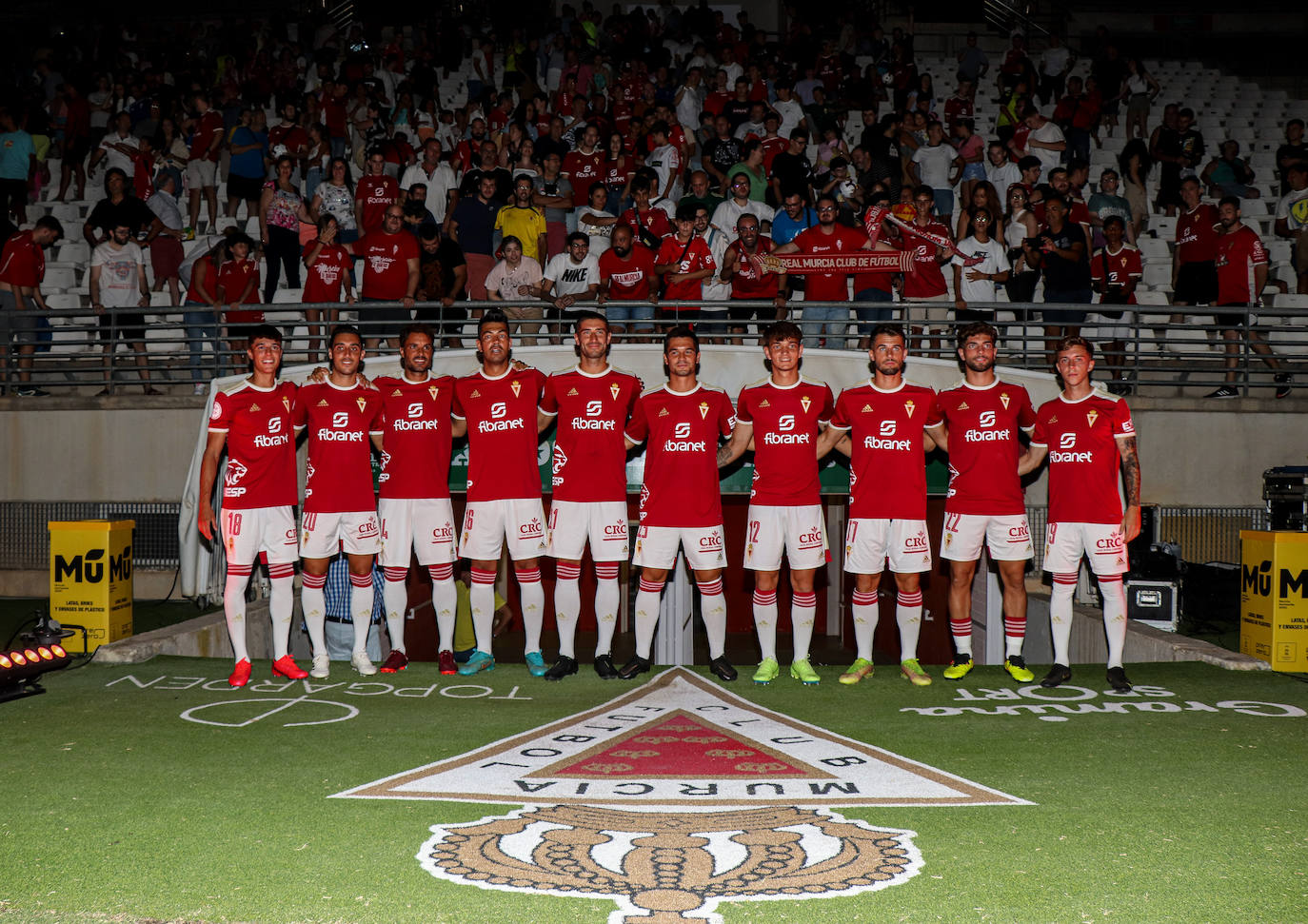 Fotos: Presentación de los fichajes del Real Murcia en el estadio Enrique Roca