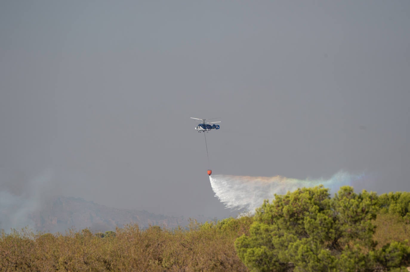 Fotos: El incendio de Jumilla ha calcinado ya 400 hectáreas