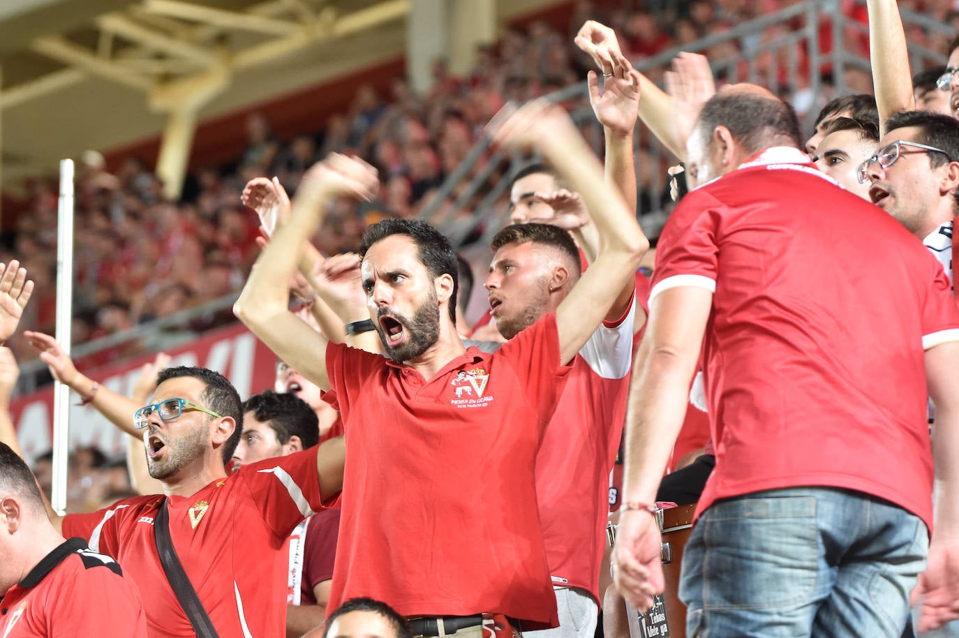 Fotos: Búscate en las gradas del Enrique Roca en el debut del Real Murcia en Primera Federación