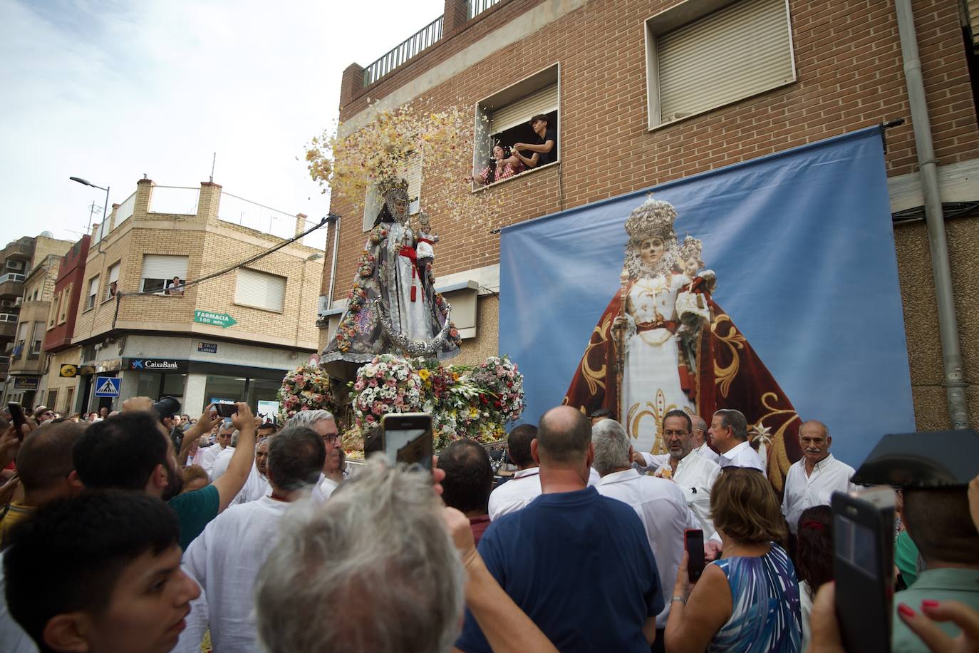 Fotos: La Virgen de la Fuensanta baja a Murcia dos años y medio después