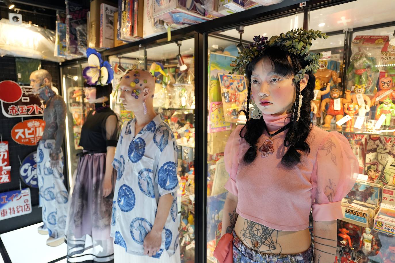 Fotos: La moda futurista de Lim Asafuji