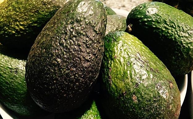 Ideas para aprovechar todos los usos de la piel del aguacate