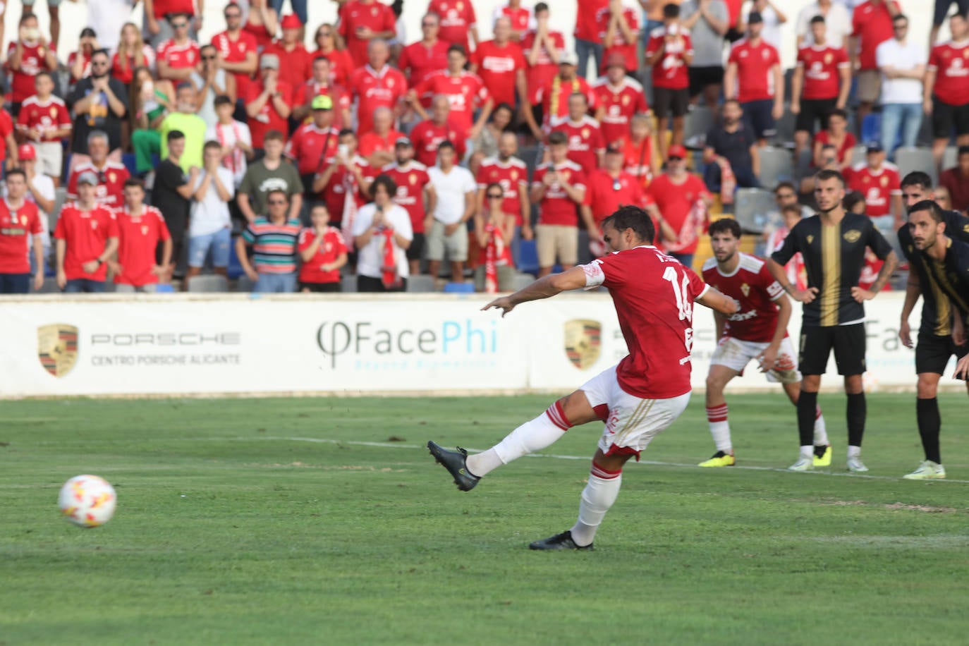 Fotos: La victoria del Real Murcia frente al Intercity, en imágenes