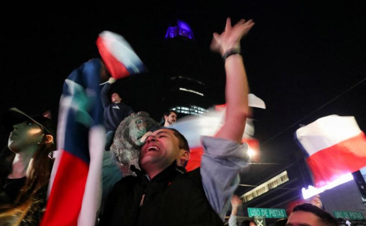 La mayor parte de la población celebró en las calles el triunfo del 'no'. 