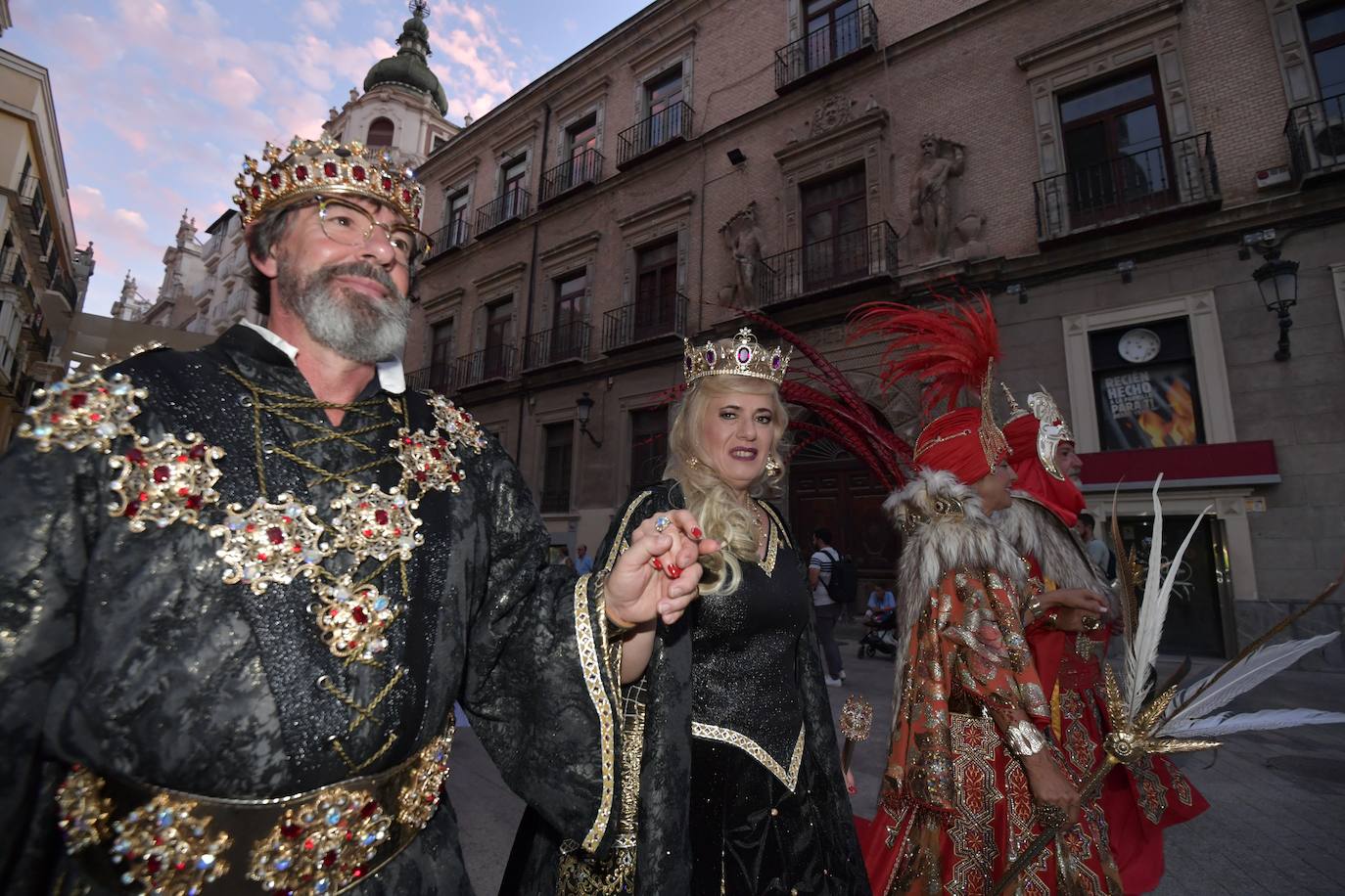 Fotos: Las imágenes de la ansiada vuelta de Moros y Cristianos de Murcia