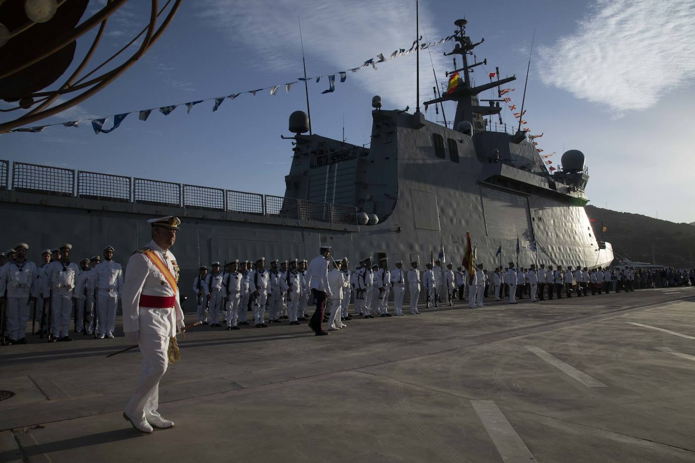 Fotos: La Armada homenajea a Juan Sebastián Elcano en Cartagena