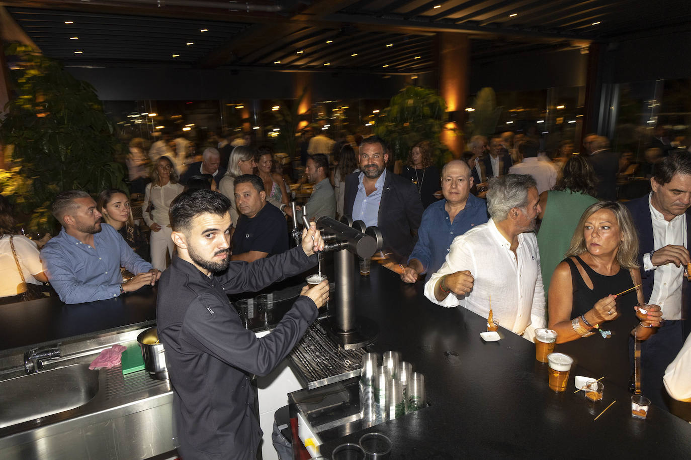 Fotos: Alviento abre para tratar de reactivar el ocio del puerto de Cartagena