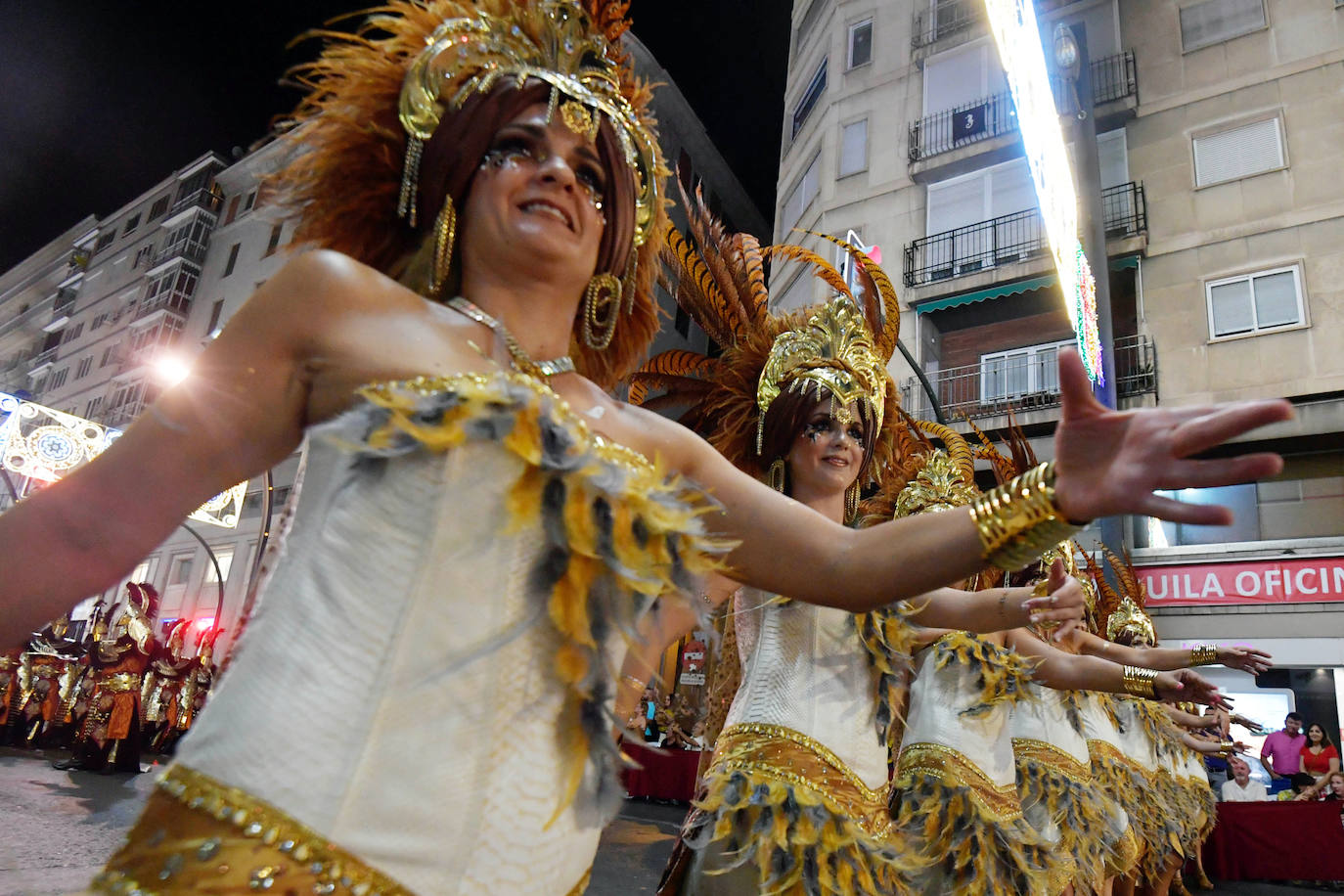 Fotos: Alarde de pasión y espectáculo de los Moros y Cristianos en Murcia