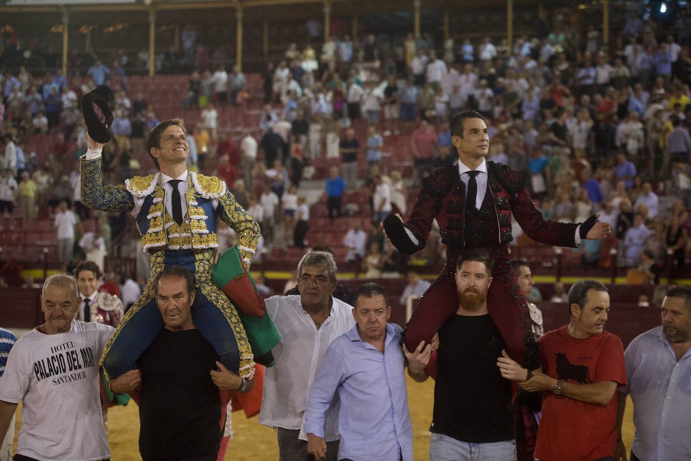 Fotos: Las imágenes de la primera corrida de la Feria Taurina de Murcia