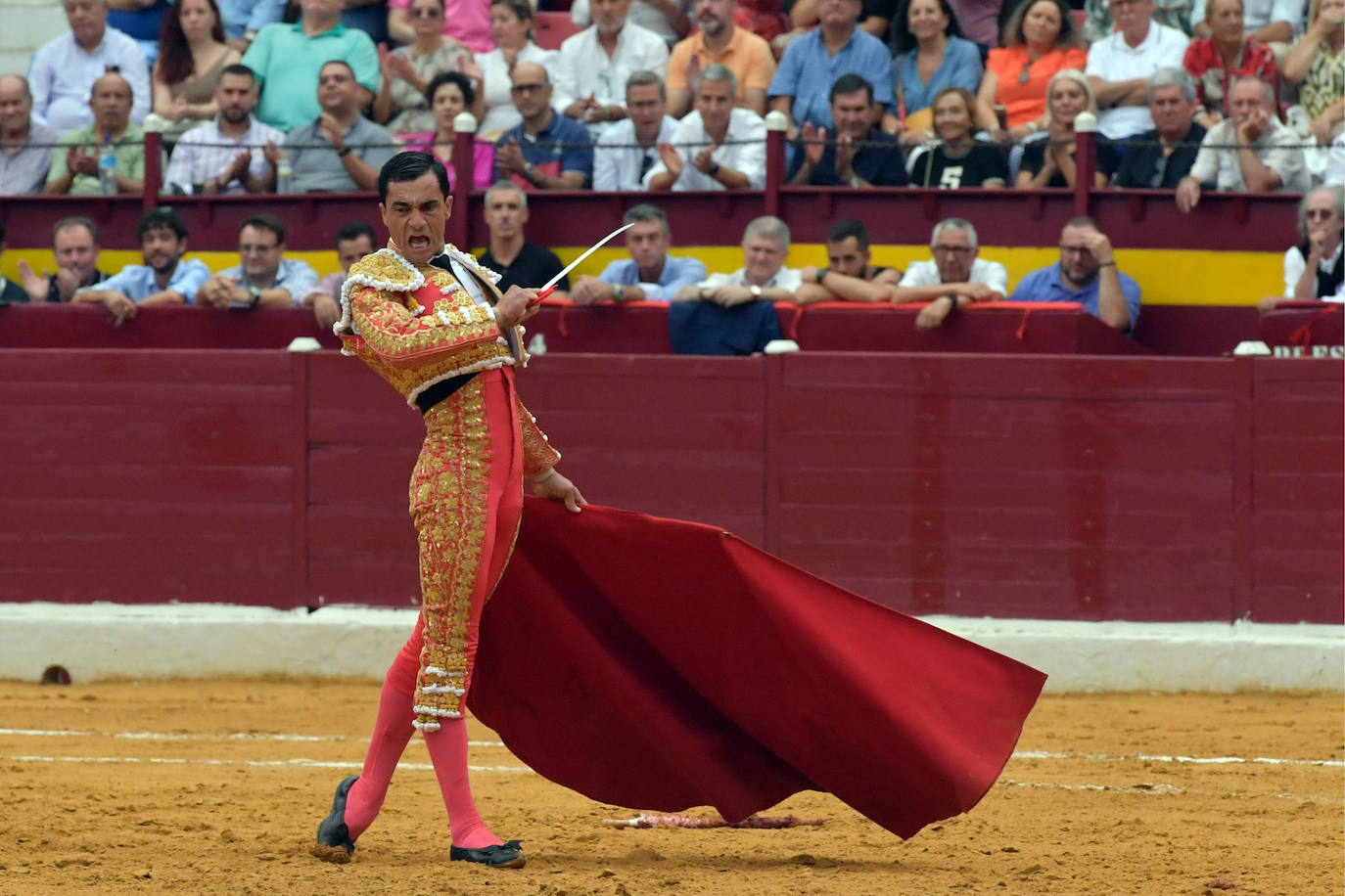 Fotos: Rabos a pares en la corrida del martes de la Feria de Murcia