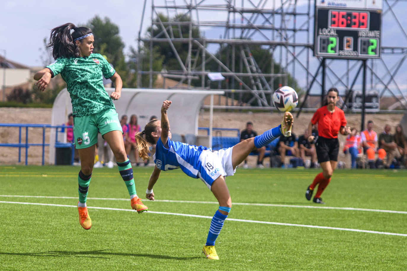 Fotos: El debut del Alhama en Primera División ante el Levante, en imágenes