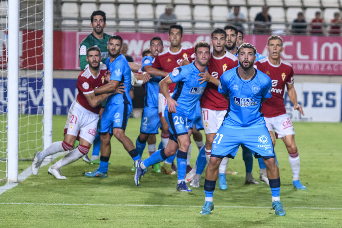 Fotos: El empate del Real Murcia frente al Numancia, en imágenes