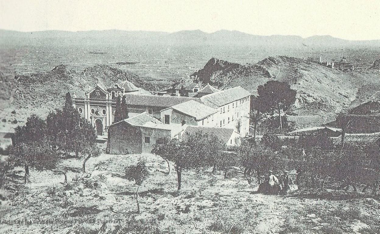 Remota. Una de las fotografías más antiguas que se conservan del eremitorio de La Luz, en el llamado desierto de Salé. 