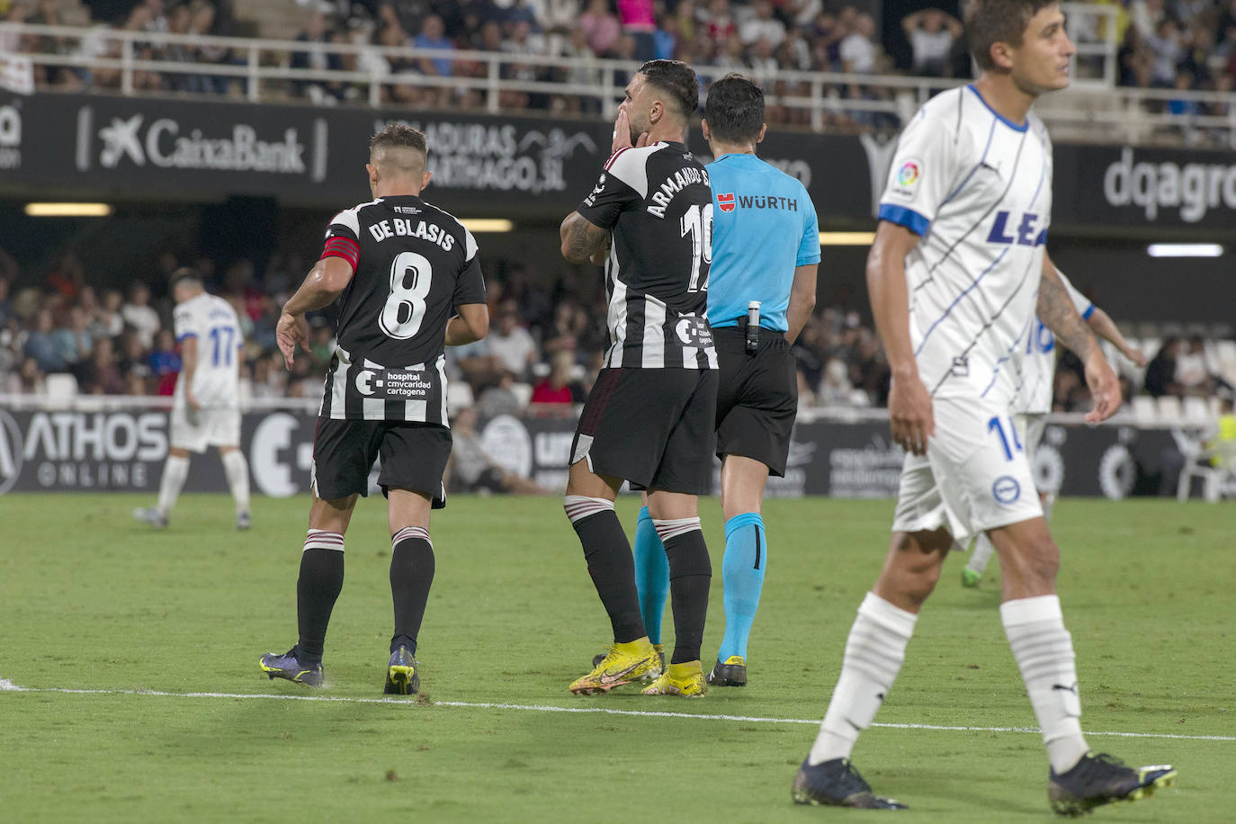 Fotos: El empate entre el FC Cartagena y el Deportivo Alavés, en imágenes
