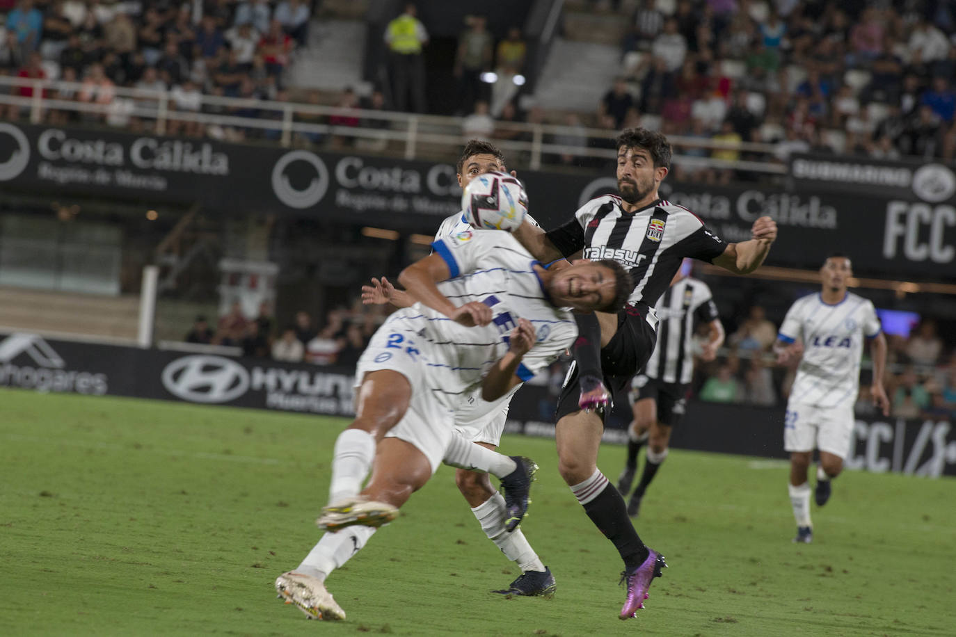 Fotos: El empate entre el FC Cartagena y el Deportivo Alavés, en imágenes