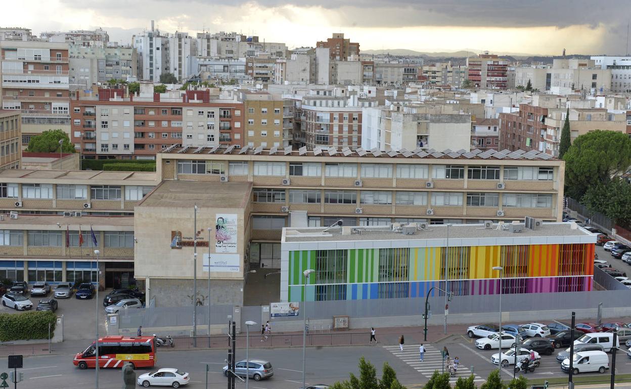 Fachada del colegio Maristas La Fuensanta de Murcia.