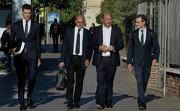 Galería. La primera sesión del juicio del 'caso Auditorio', en imágenes.