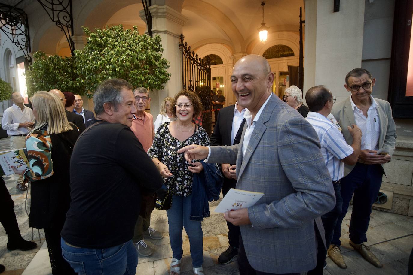 Fotos: El Romea se llena para ayudar a Azul en Acción a sanar los ojos de Senegal