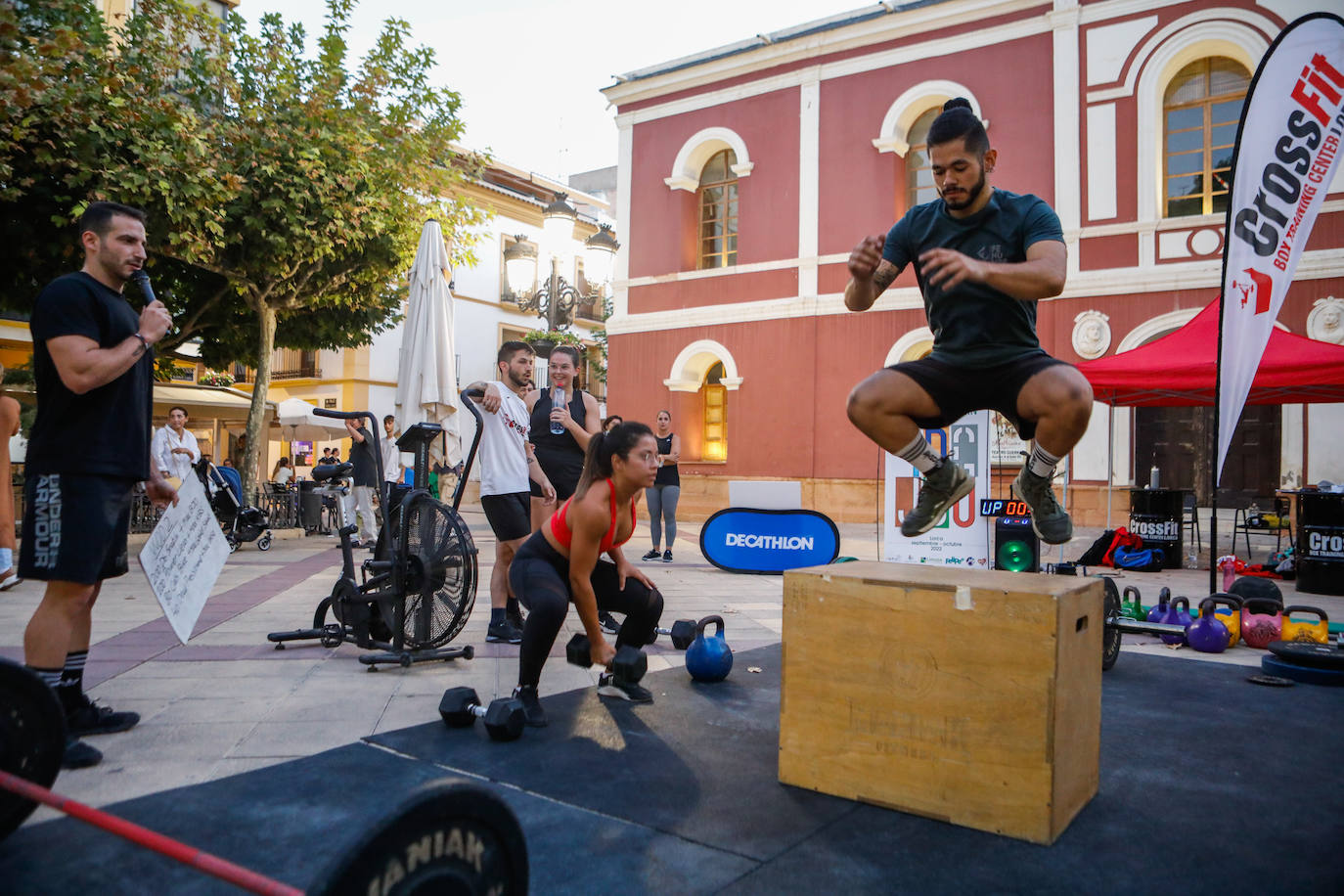 Fotos: Atletismo infantil y exhibición de crossfit, en imágenes