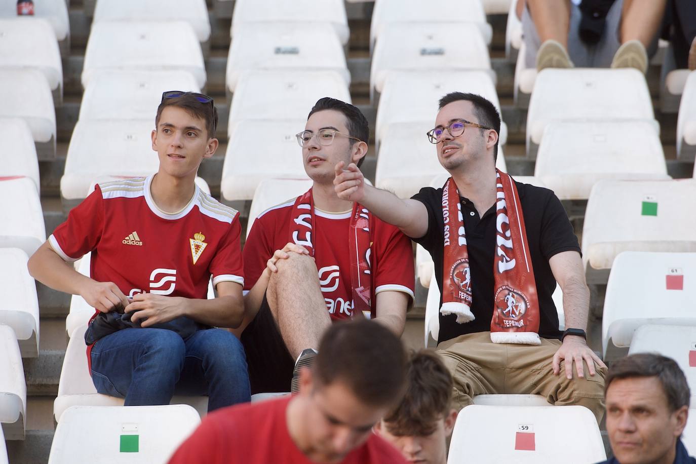 Fotos: Búscate en las gradas del Enrique Roca en la victoria del Real Murcia frente a la SD Logroñés