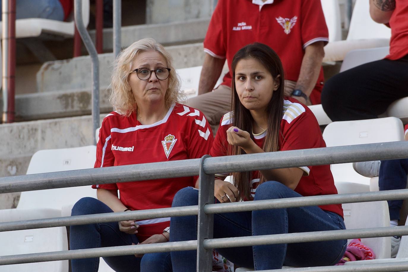 Fotos: Búscate en las gradas del Enrique Roca en la victoria del Real Murcia frente a la SD Logroñés