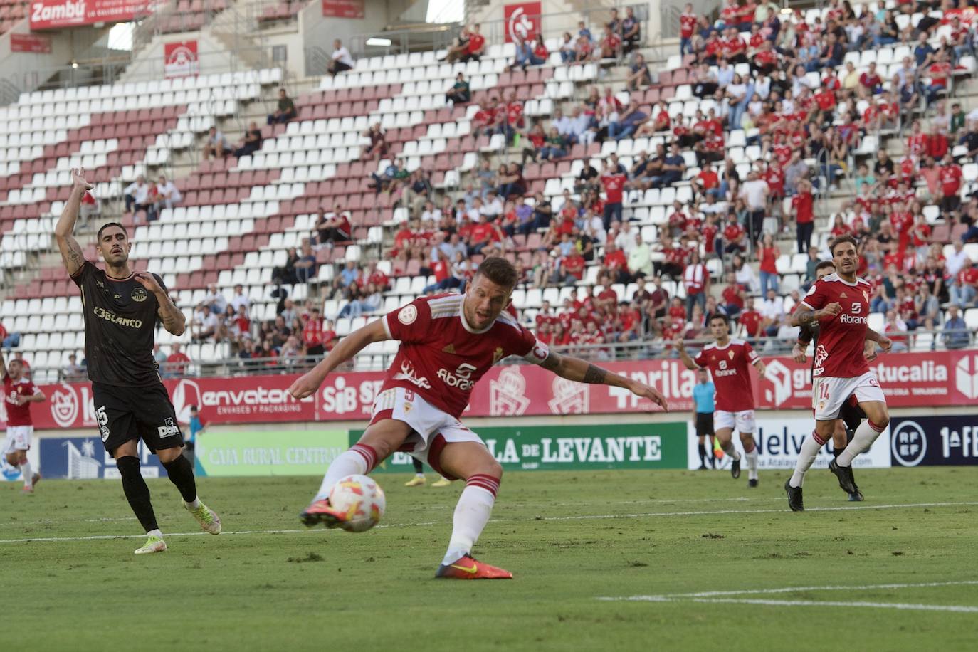 Fotos: La victoria del Real Murcia frente a la SD Logroñés, en imágenes