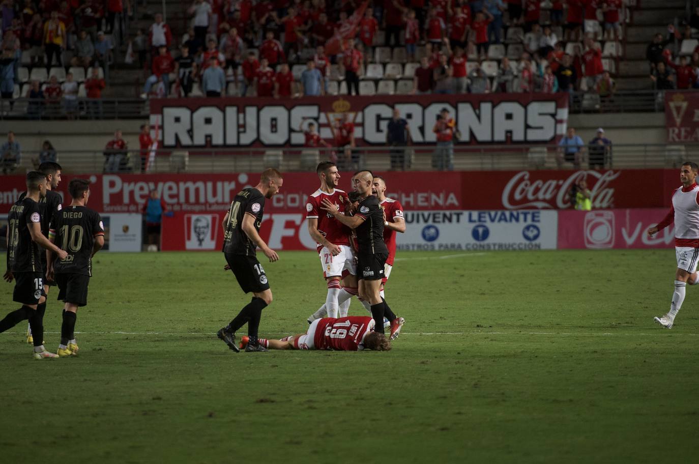 Fotos: La victoria del Real Murcia frente a la SD Logroñés, en imágenes