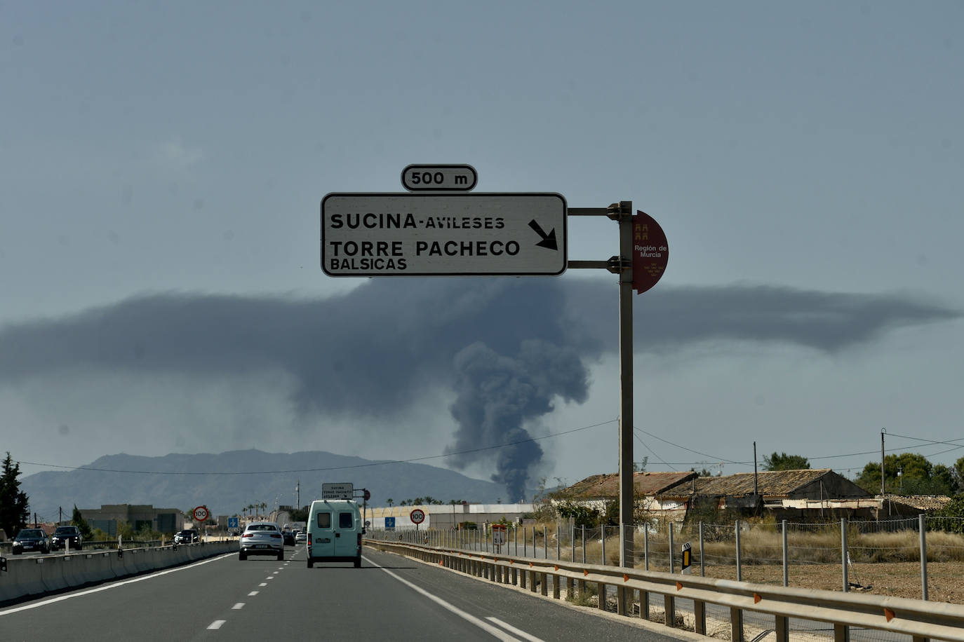 Fotos: Incendio en una nave de piensos de Murcia