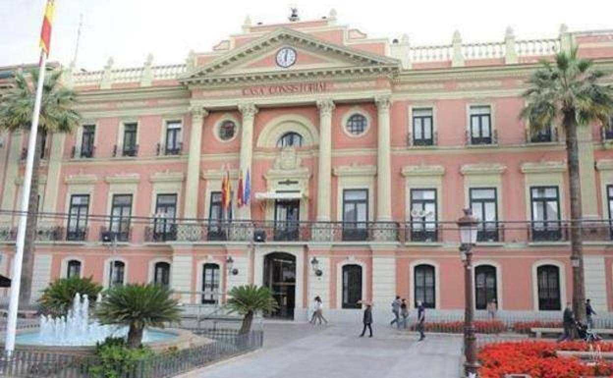 Fachada del Ayuntamiento de Murcia, en una imagen de archivo.