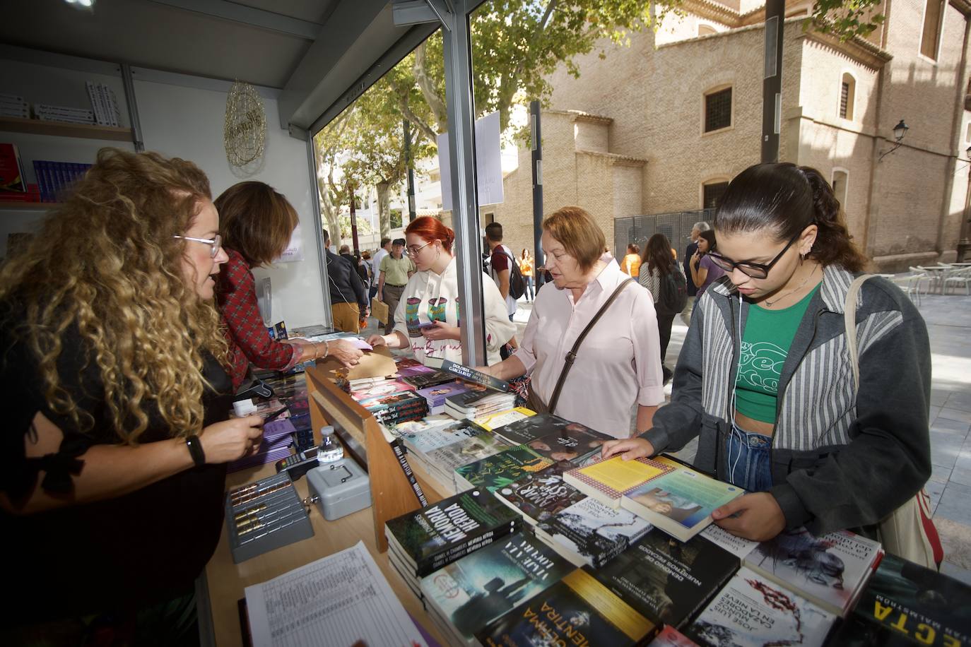 Fotos: Inaugurada la Feria del Libro de Murcia
