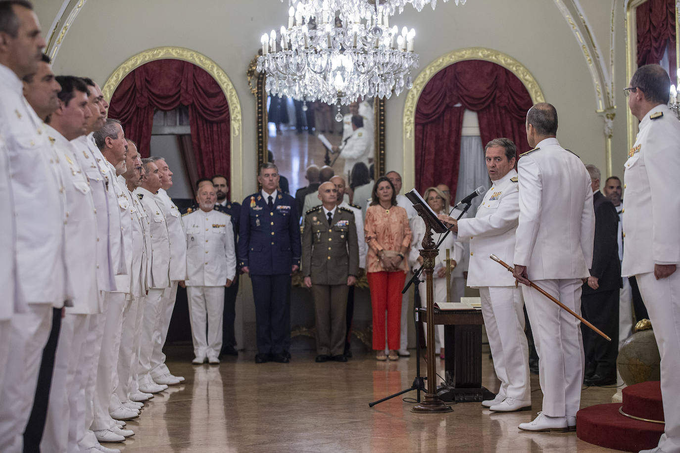 Fotos: El almirante Alfonso Delgado toma posesión en Capitanía de Cartagena