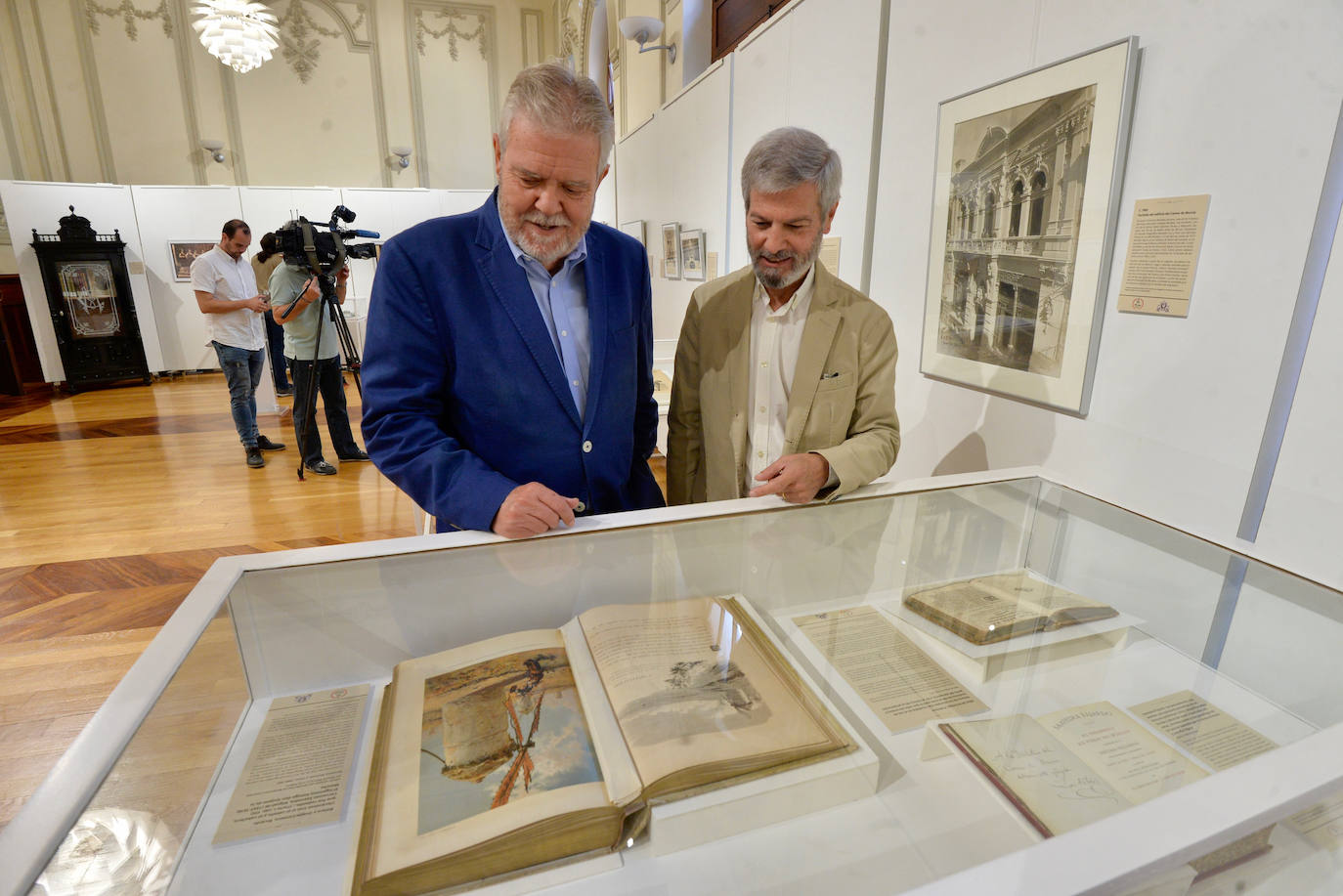 Fotos: La exposición conmemorativa del 175 aniversario del Casino de Murcia, en imágenes