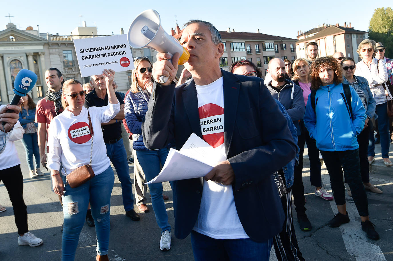Fotos: Protesta de vecinos y comerciantes del barrio del Carmen de Murcia, en imágenes