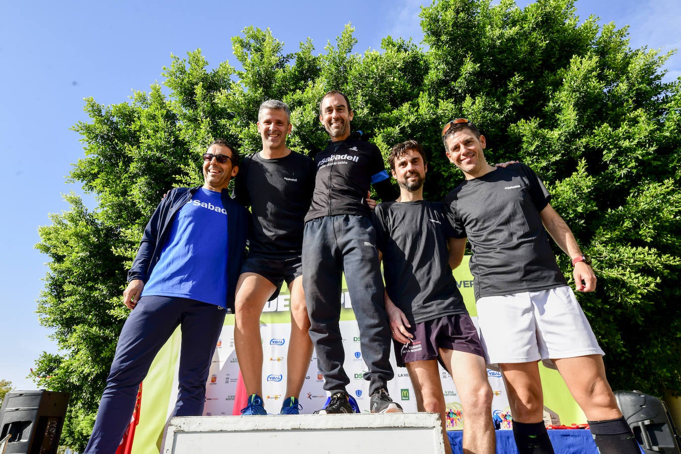 Fotos: Carrera de empresas de LA VERDAD, en imágenes