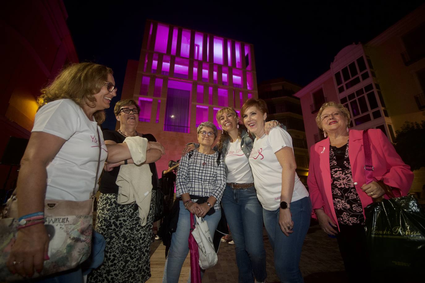 Fotos: Día contra el Cáncer de Mama en Murcia