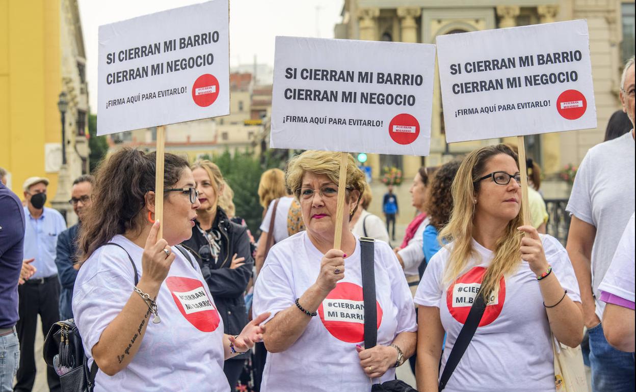 Corte del Puente Viejo de Murcia en contra del proyecto de movilidad del Carmen. 