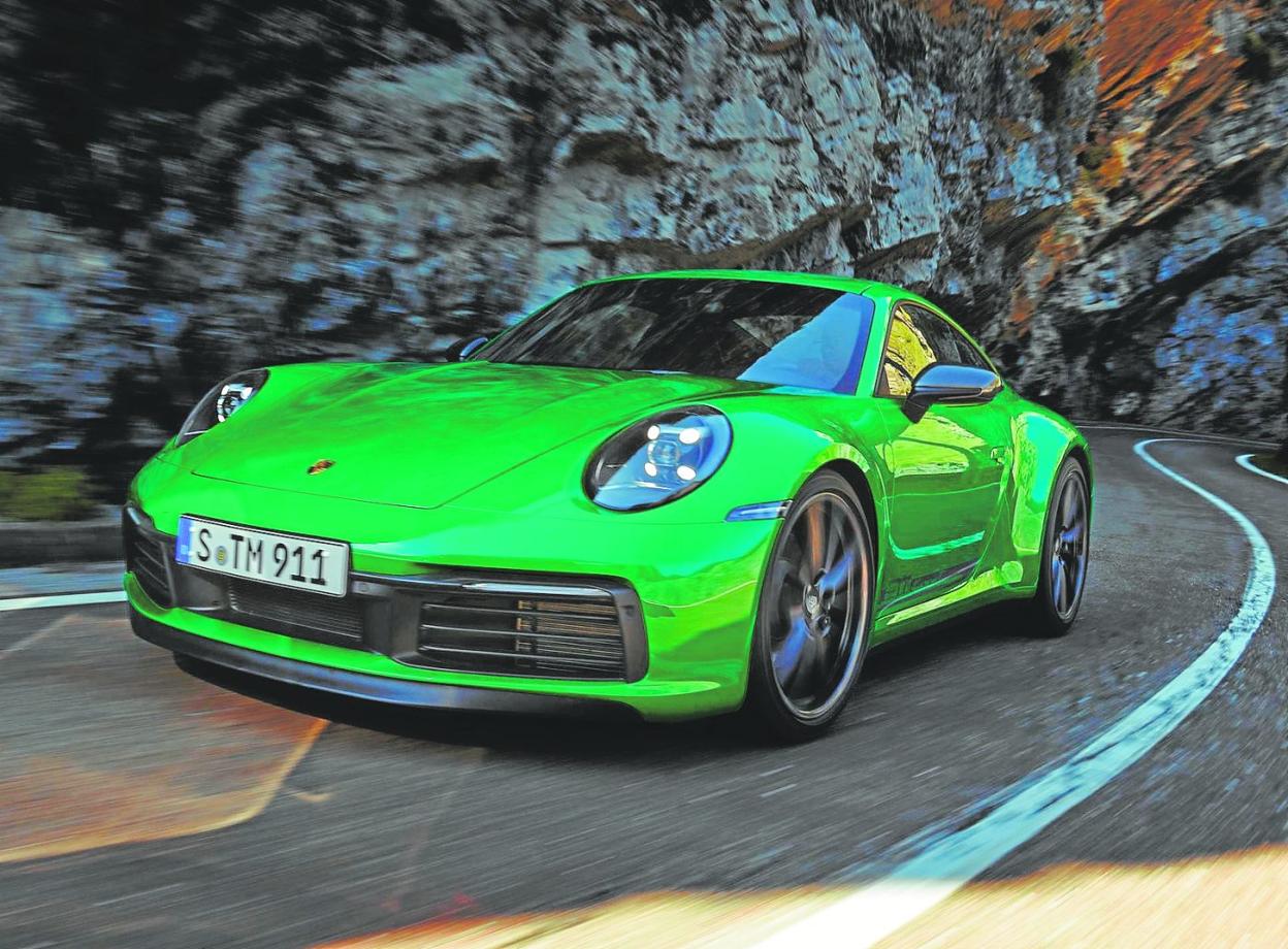 El nuevo 911 Carrera Ttiene un aspecto aún máspersonal y dinámico. 