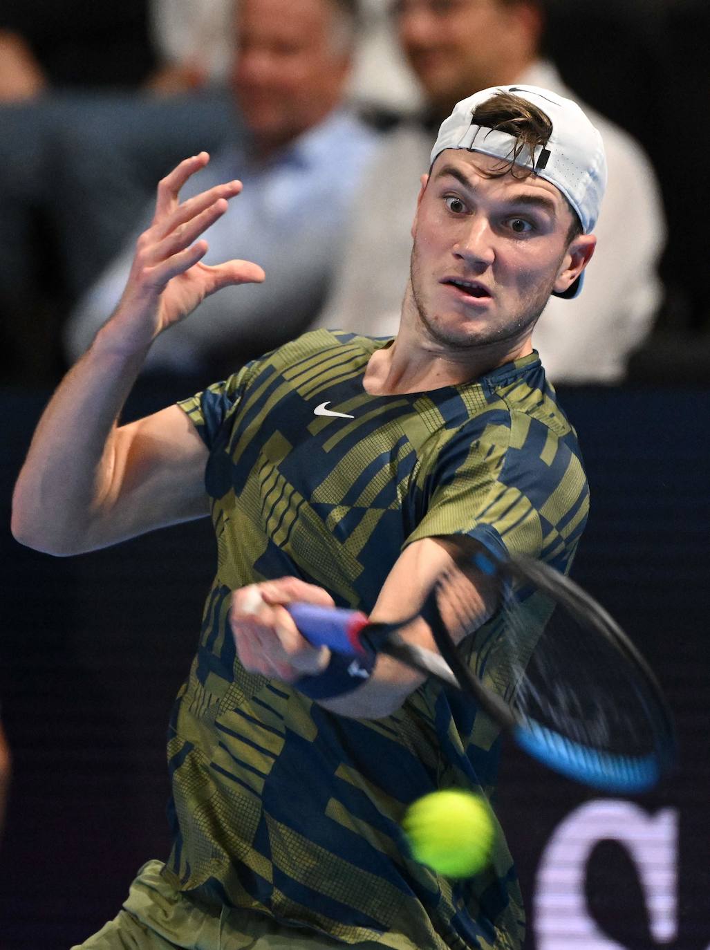 Fotos: Sufrida victoria de Carlos Alcaraz en su estreno en Basilea